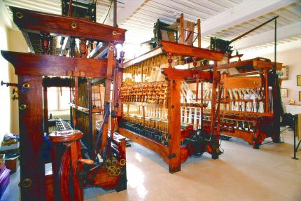 Un des derniers véritables ateliers-maison de canuts de la Croix-Rousse Un des derniers véritables ateliers-maison de canuts de la Croix-Rousse